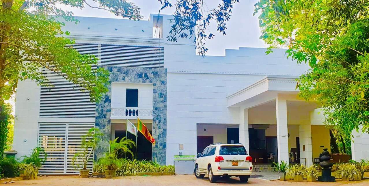 Hotel Eden Garden Sigiriya Eksteriør billede